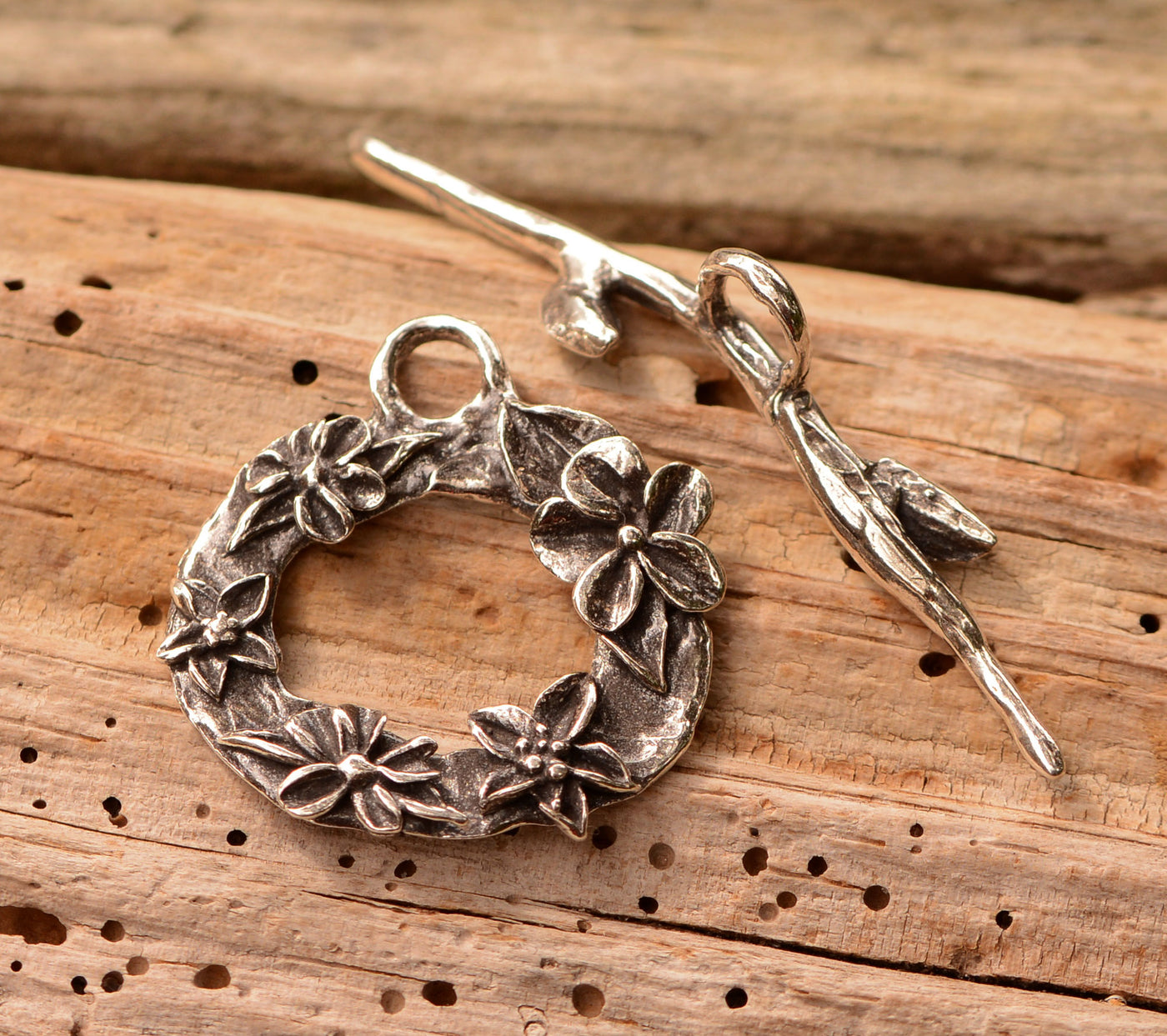 Flowers all Around Toggle Clasp, CatD-1056