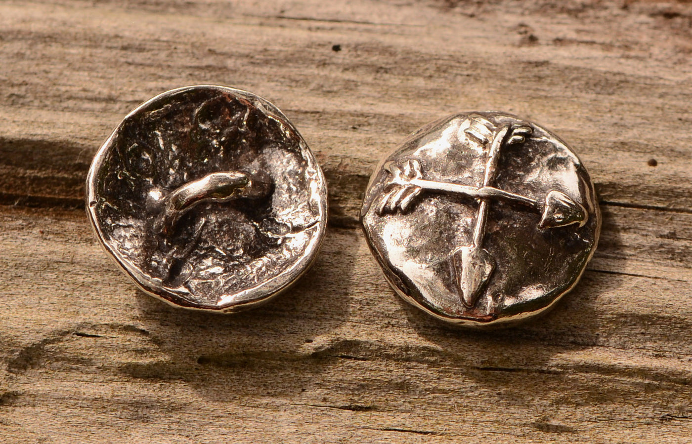 Crossed Arrow Button, SS-1065