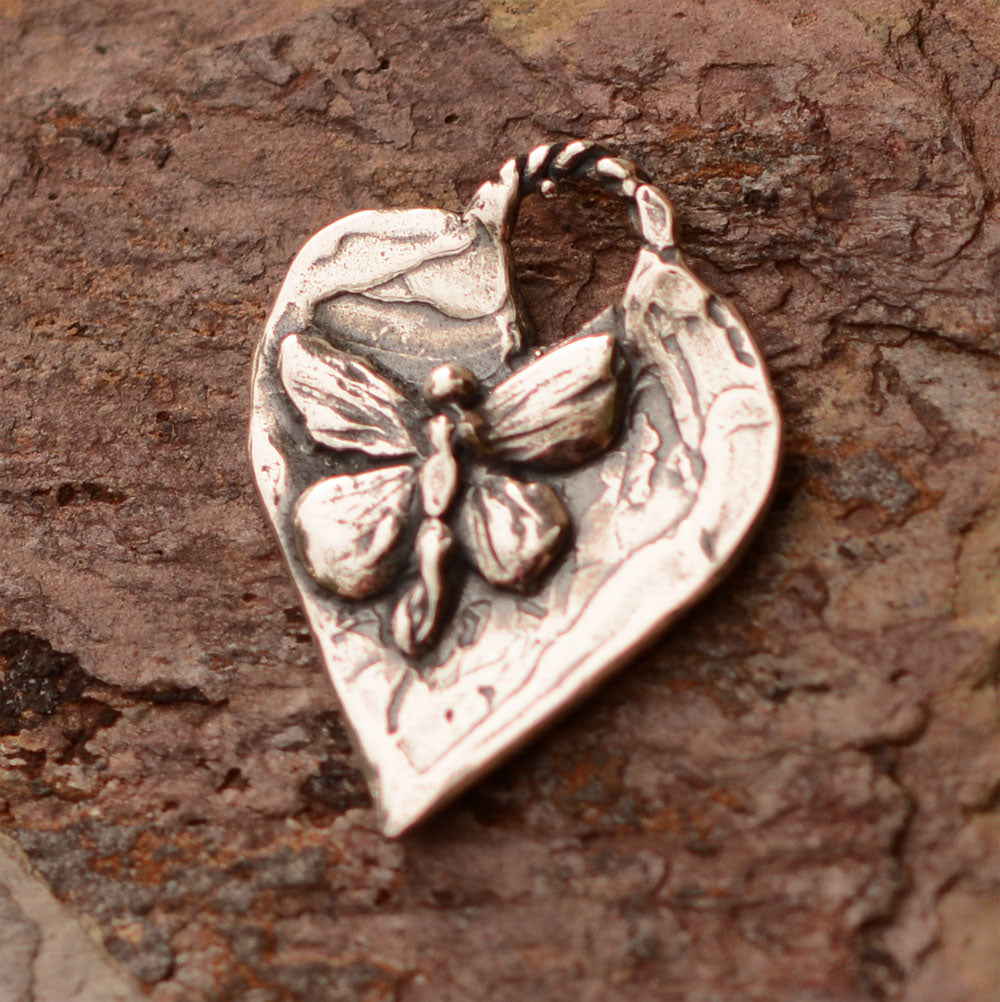 Butterfly on a Heart, SS-687
