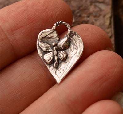 Butterfly on a Heart, SS-687